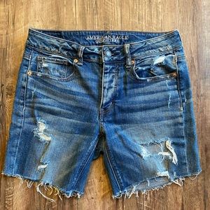 Women’s boyfriend shorts